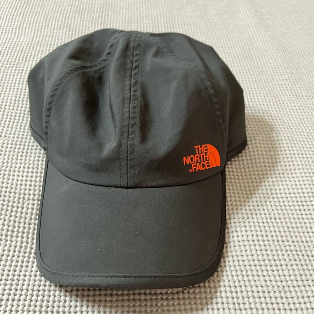 The North Face hat